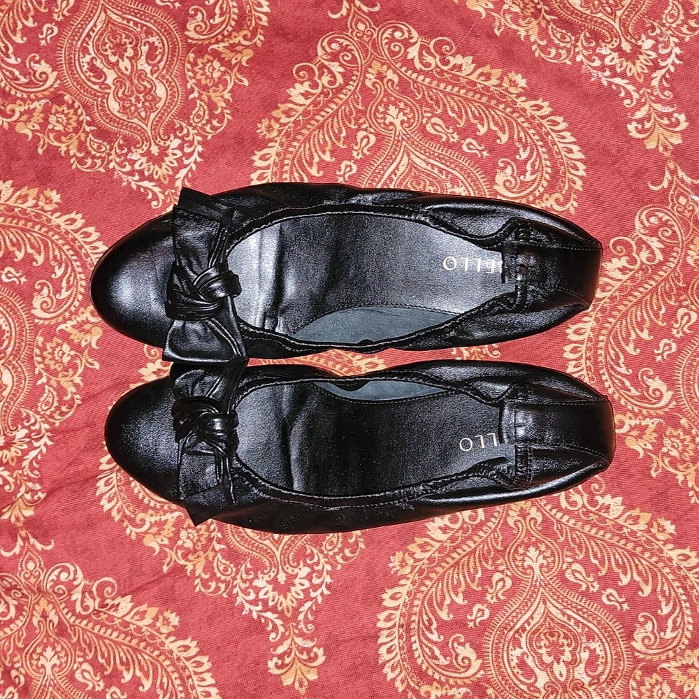 Corello Bow Flat, Black Size Eur 41 (USA 10)